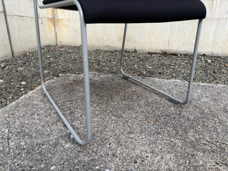 PMCシリーズ　スタッキングチェア　ブラック　中古_6