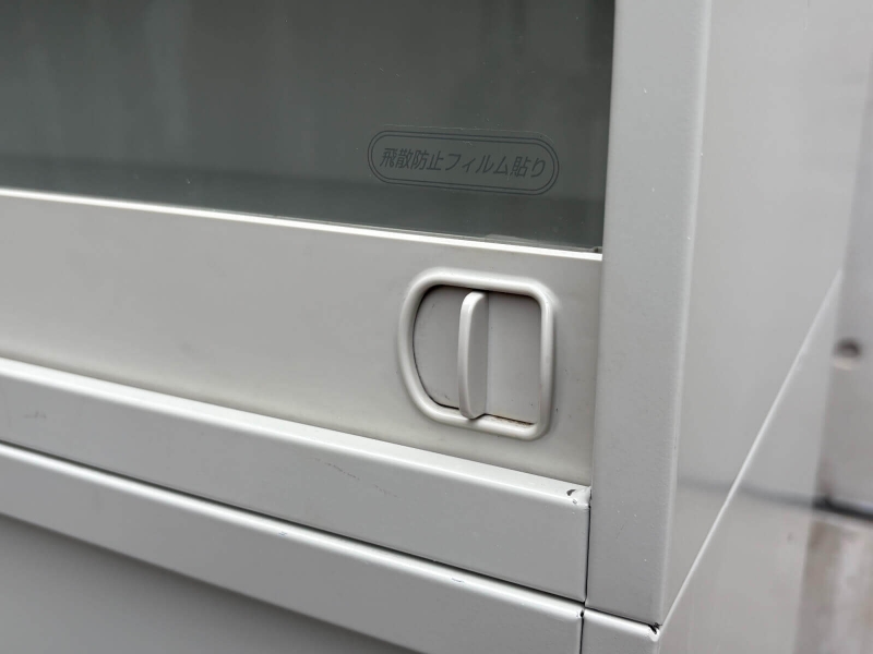 NW型キャビネット　ガラス引戸+スチール引戸　上下セット（A4 6段対応） 中古_3