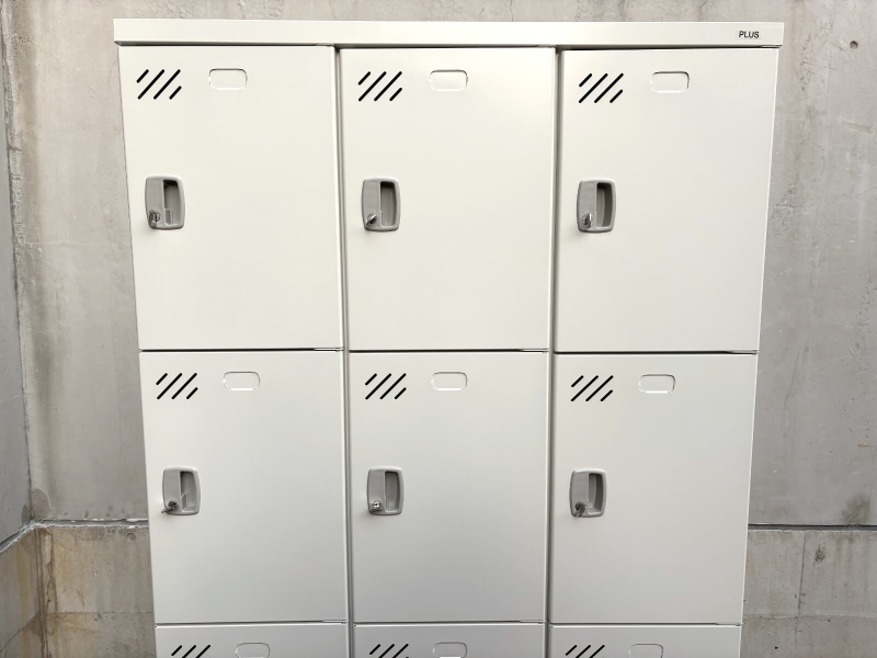 12人用ロッカー　KL-H34K　ホワイト　中古_2