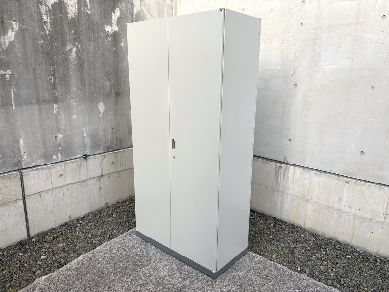 NW型キャビネット　両開き書庫　H1800（A4 5段対応） 中古