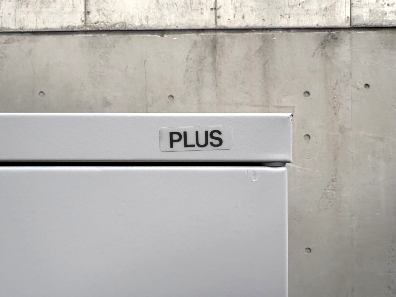 4人用ロッカー　SL-42　ホワイト　中古_1