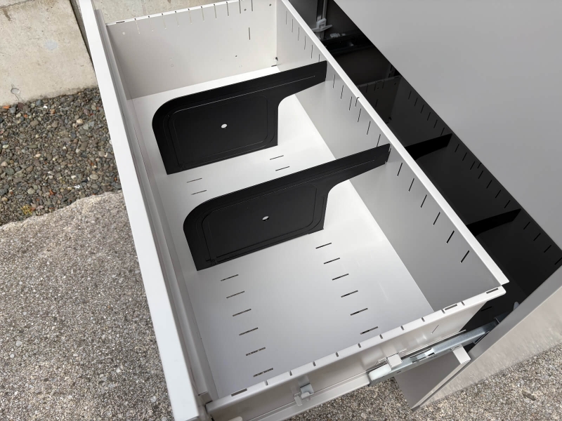 シンラインキャビネット　両開+3段ラテラル（A4 6段対応）　現行モデル　中古_7