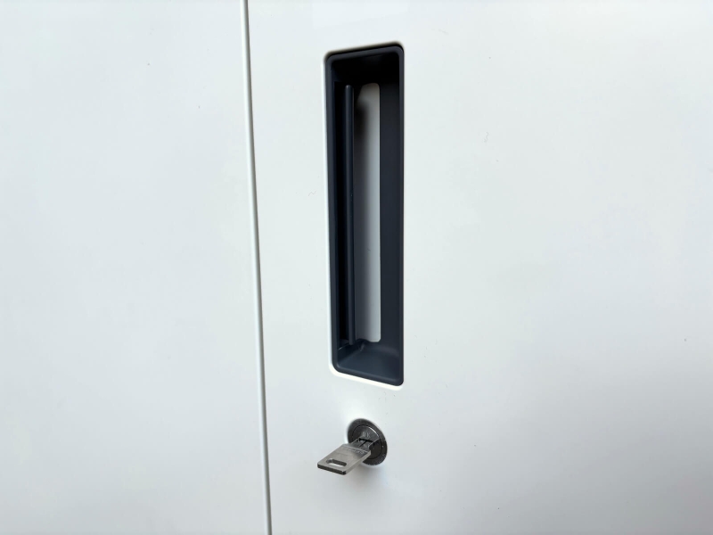 ビラージュ　両開き書庫（A4 5段対応）　中古_3