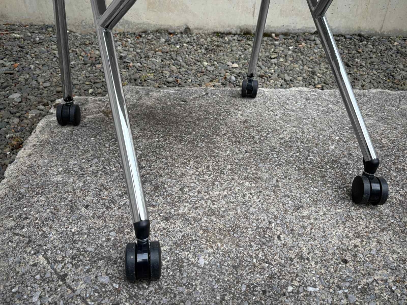 ブルーメ　ミーティングチェア　ホワイト×ライトグレー　中古_6