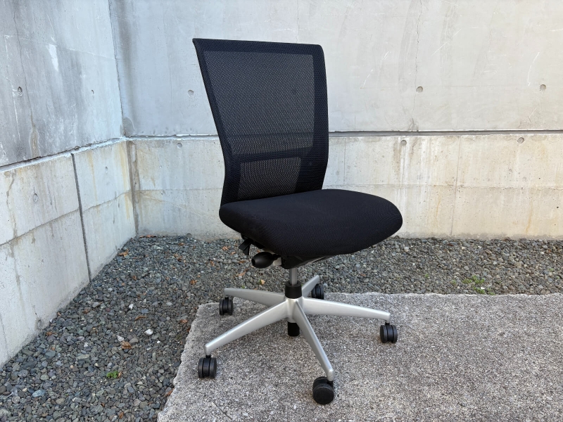 Haworth（ヘイワース） X99 エグゼクティブチェア 中古｜