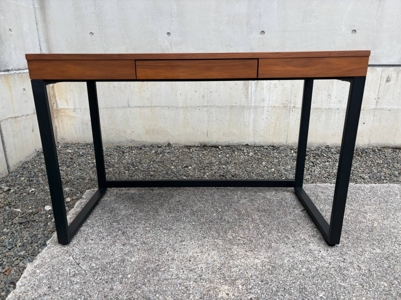 ウォルナットデスク　T-2546　W1100/D500/H725㎜　中古_1