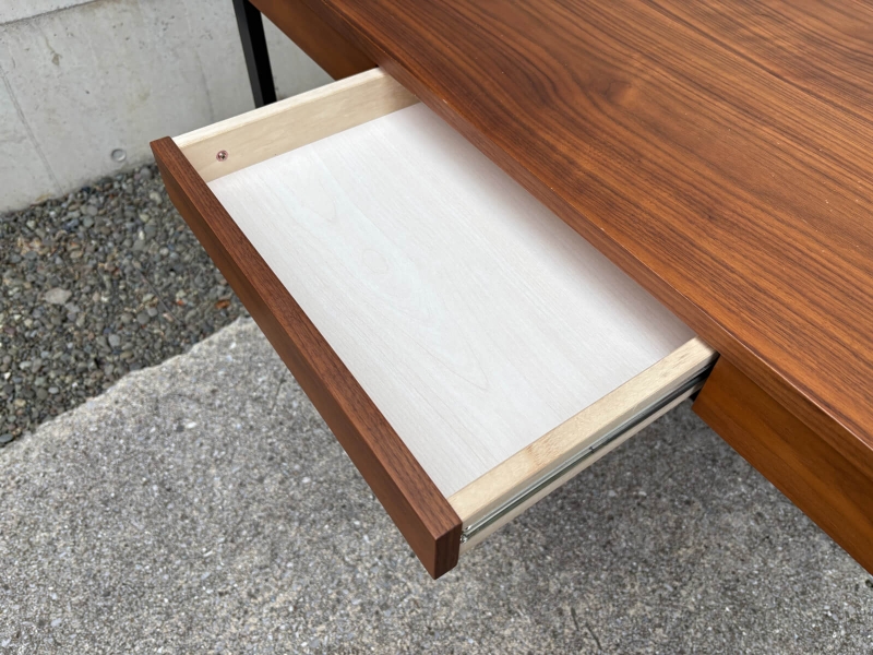 ウォルナットデスク　T-2546　W1100/D500/H725㎜　中古_5