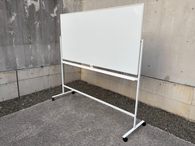 GARAGE　脚付きホワイトボード　スチール　無地両面　Ｗ1800　中古