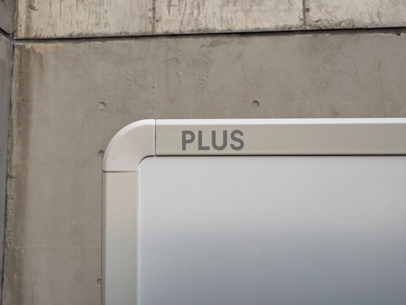 GARAGE　脚付きホワイトボード　スチール　無地両面　Ｗ1800　中古_4