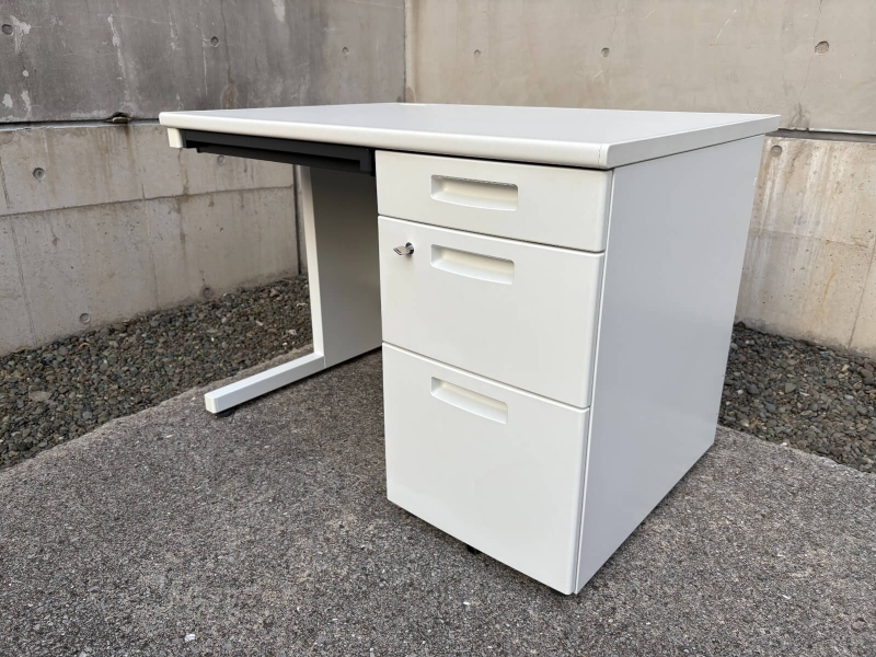 ピクサ２シリーズ　片袖机　W1000　ホワイト　中古_0