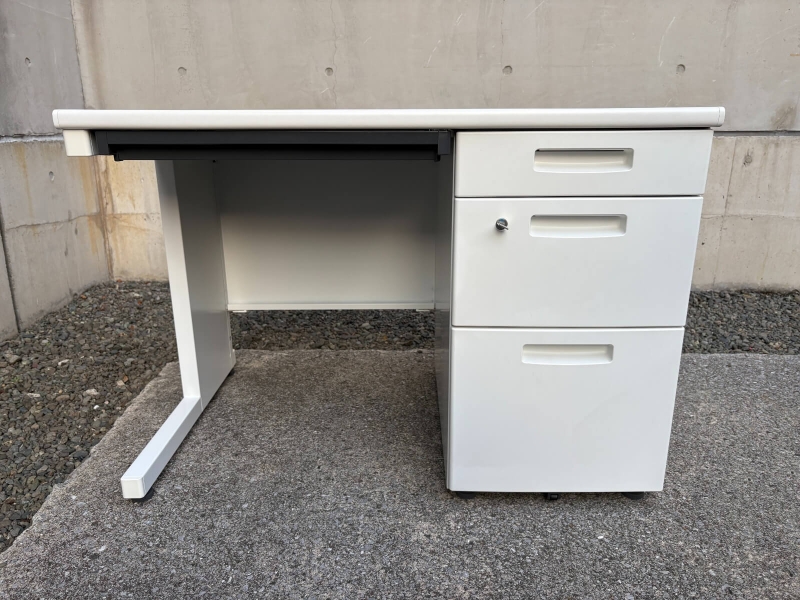 ピクサ２シリーズ　片袖机　W1000　ホワイト　中古_1