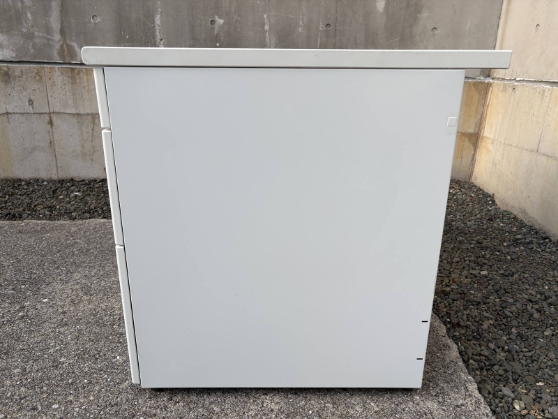 ピクサ２シリーズ　片袖机　W1000　ホワイト　中古_2