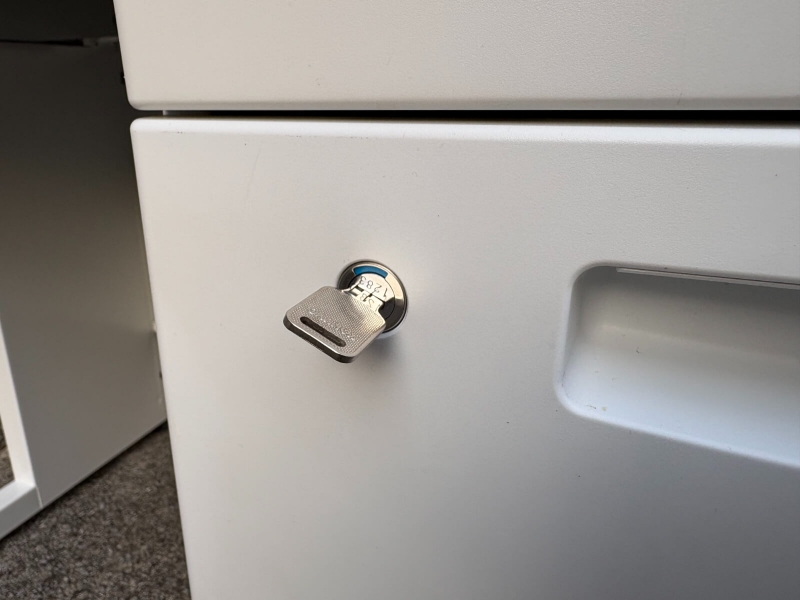 ピクサ２シリーズ　片袖机　W1000　ホワイト　中古_6