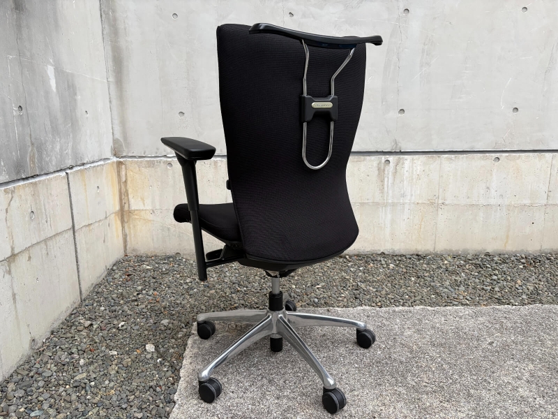 フィーゴチェア 　ハイバック　可動肘・ハンガー付き　ブラック　中古_1