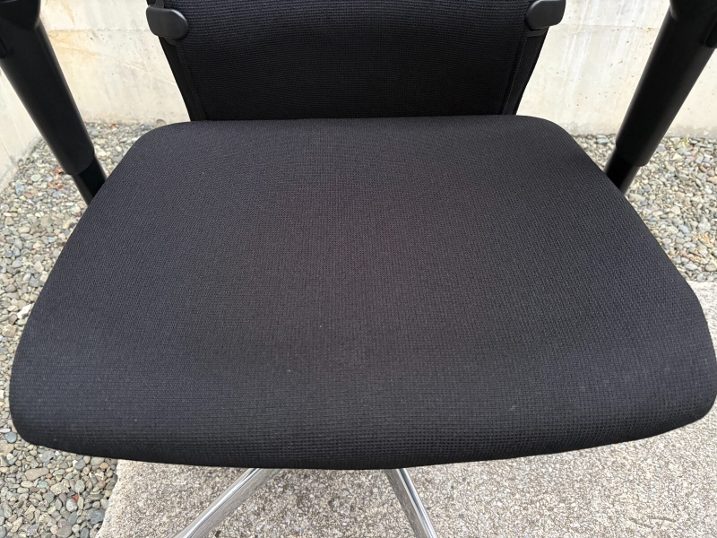 フィーゴチェア 　ハイバック　可動肘・ハンガー付き　ブラック　中古_5