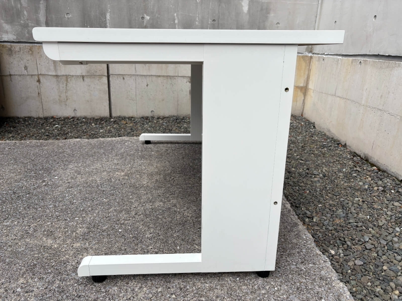 GSHシリーズ　平机　W1400/D700/H700　ホワイト　中古_2