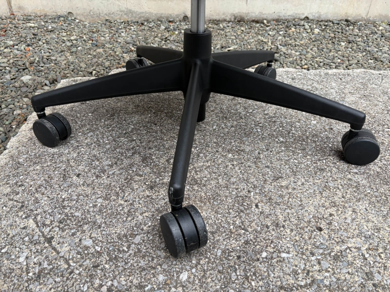 ウィザード３チェア　肘付き　ブルー×ホワイト　中古_7