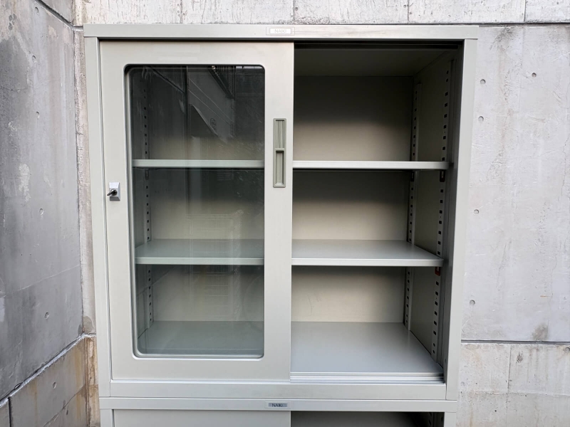 33タイプ　ガラス+スチール引違い書庫　上下セット　中古_1