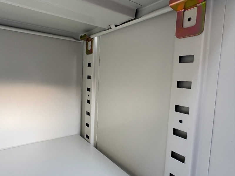 33タイプ　ガラス+スチール引違い書庫　上下セット　中古_4