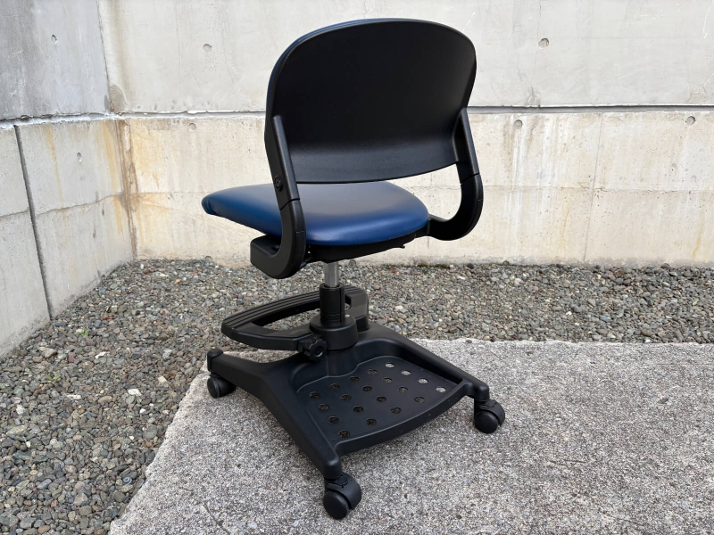 学習椅子　ハイブリッドチェア　 CDC-875BKNB　中古_1