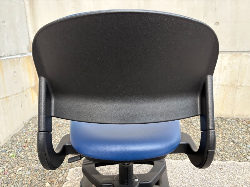 学習椅子　ハイブリッドチェア　 CDC-875BKNB　中古_2