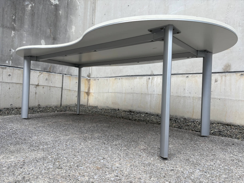 ヴァリウステーブル　ビーンズ型　W2200/D1200㎜　中古_5