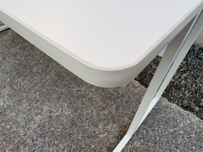 SCデスク　W1400/D595/H700㎜　ホワイト　中古_5