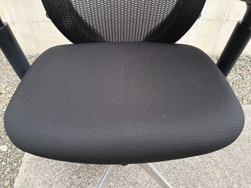 シルフィー　可動肘付き　ブラック　中古 【肘パッド新品交換済み】_5