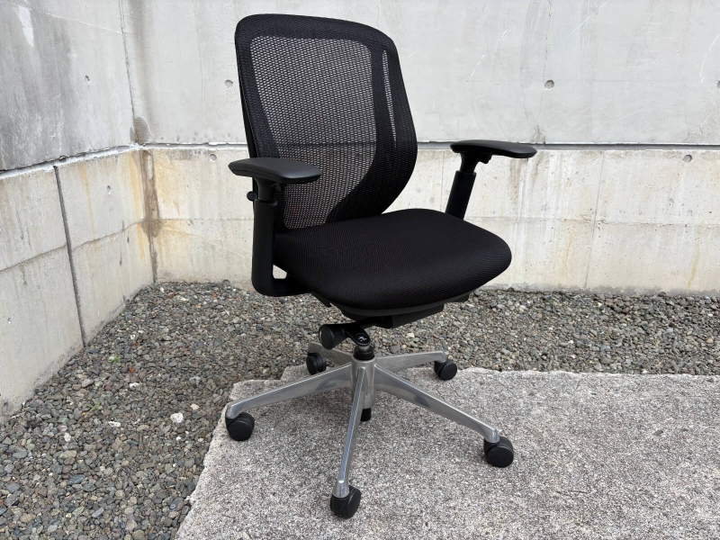 シルフィー　可動肘付き　ブラック　中古_0