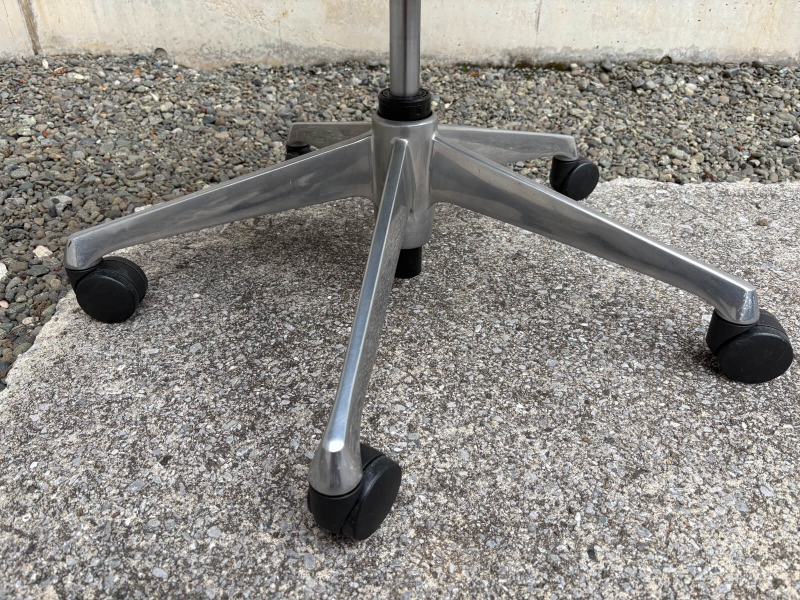 シルフィー　可動肘付き　ブラック　中古_7