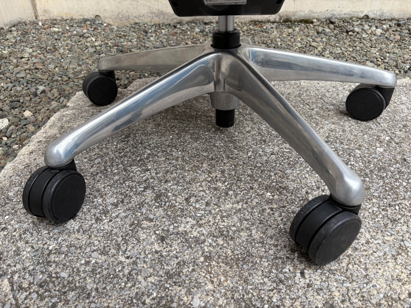 コンテッサセコンダ　大型ヘッドレスト付き　中古_7