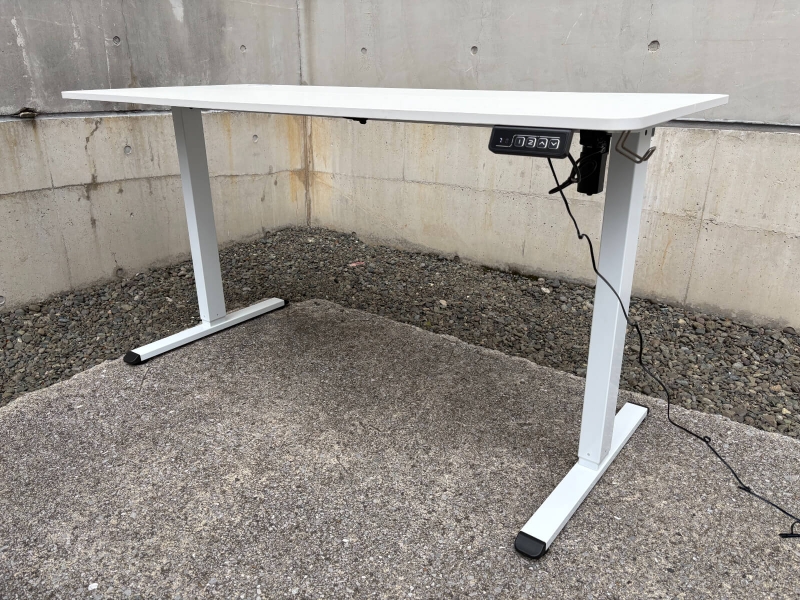 電動昇降デスク　W1400/D600/H730-1180㎜　中古
