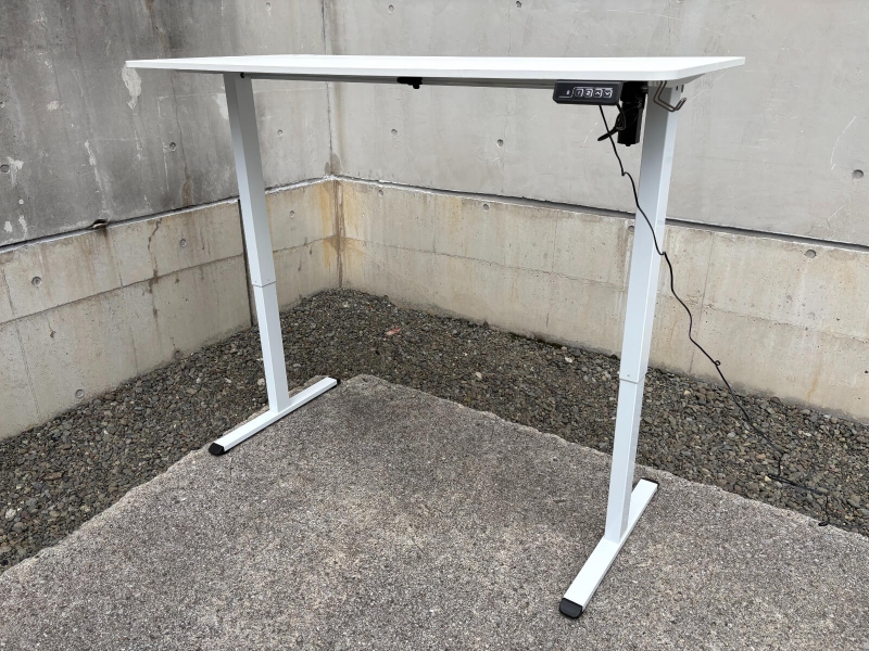 電動昇降デスク　W1400/D600/H730-1180㎜　中古_6