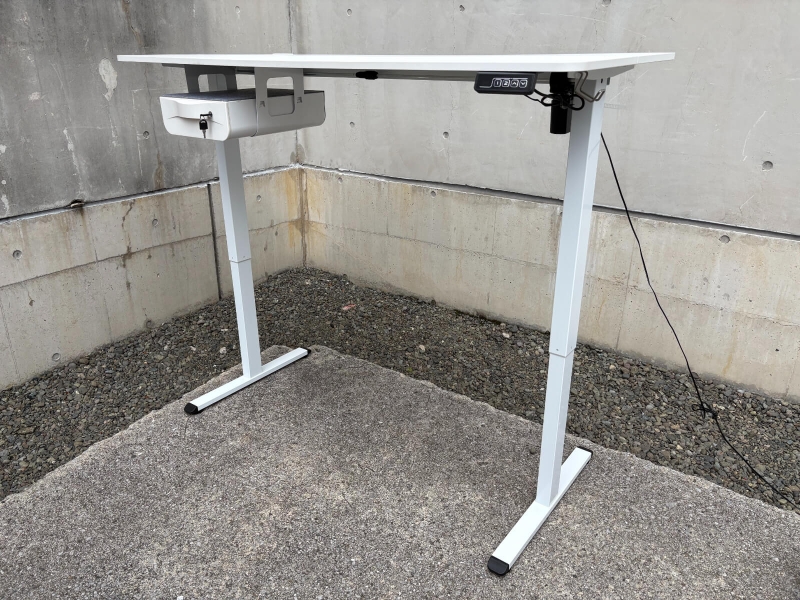 電動昇降デスク　W1400/D600/H730-1180㎜　引出し付き　中古_7