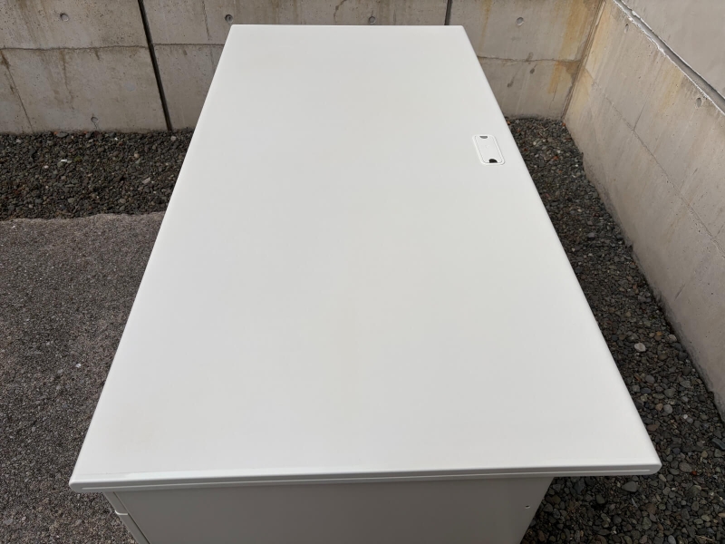 LAデスクシリーズ　両袖机　W1400　ホワイト　中古_2
