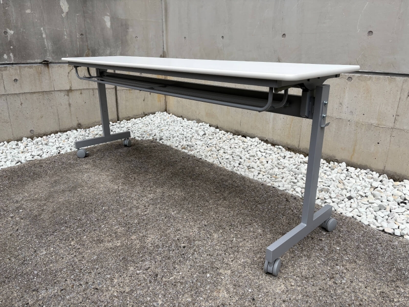 サイドスタックテーブル　W1800/D450㎜　ホワイト　中古
