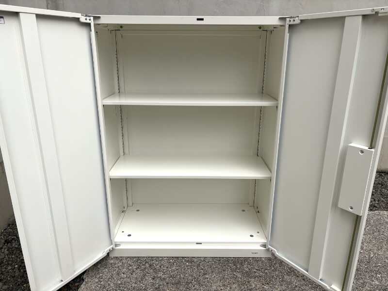ビラージュ　両開き書庫（A4 3段対応）　中古_4