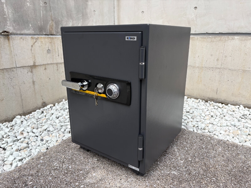 耐火金庫　BSD-X　ダイヤル錠タイプ　100Kg　未使用品